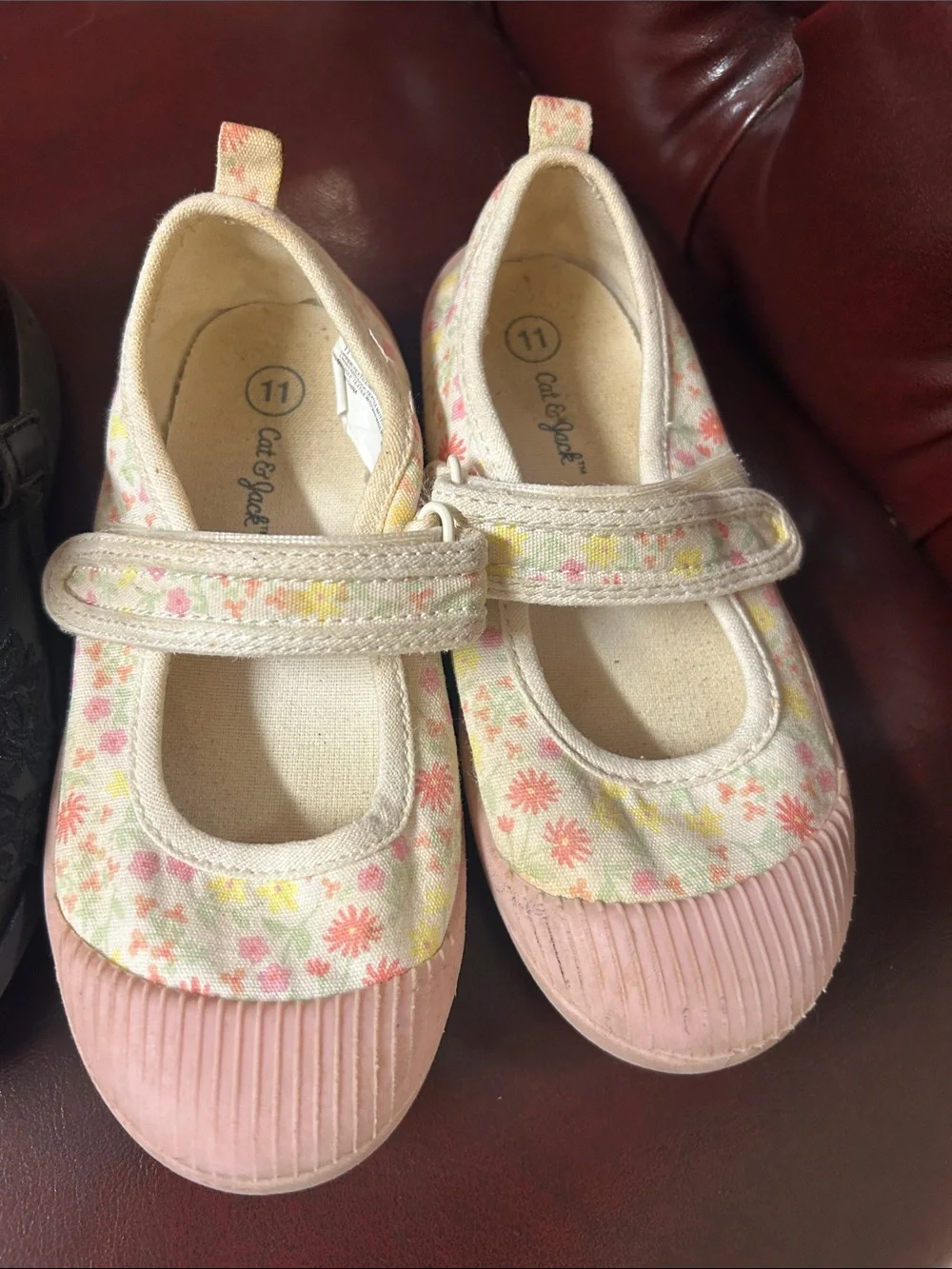 Cat & Jack Pink Floral Mary Janes sneaker Self Esteem Mary Jane size 11